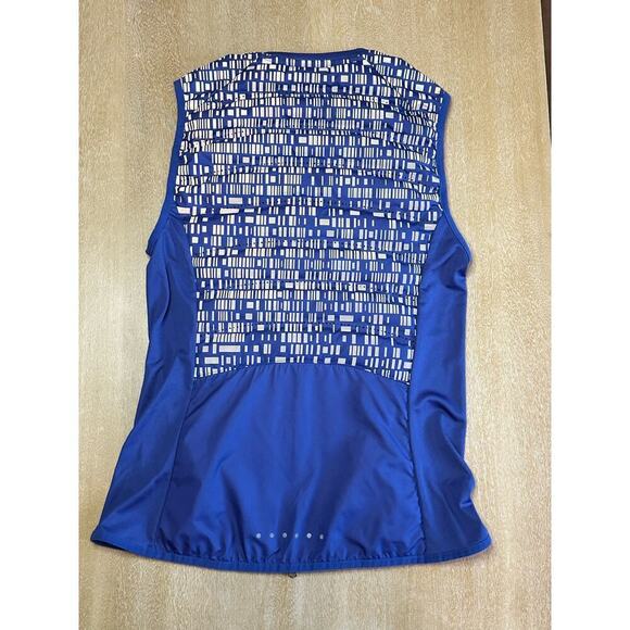 Nike Aeroloft Flash Running Vest - Picture 5 of 8